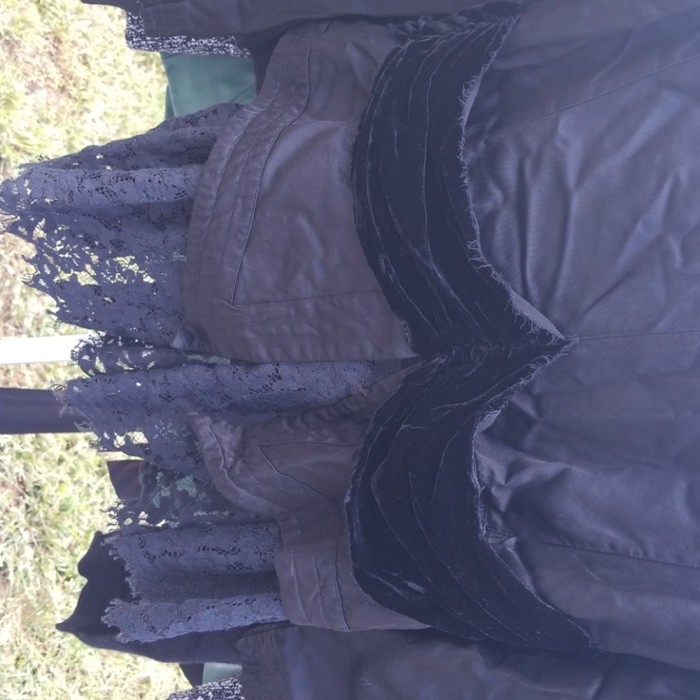 Jacket - Picture 5 of 5